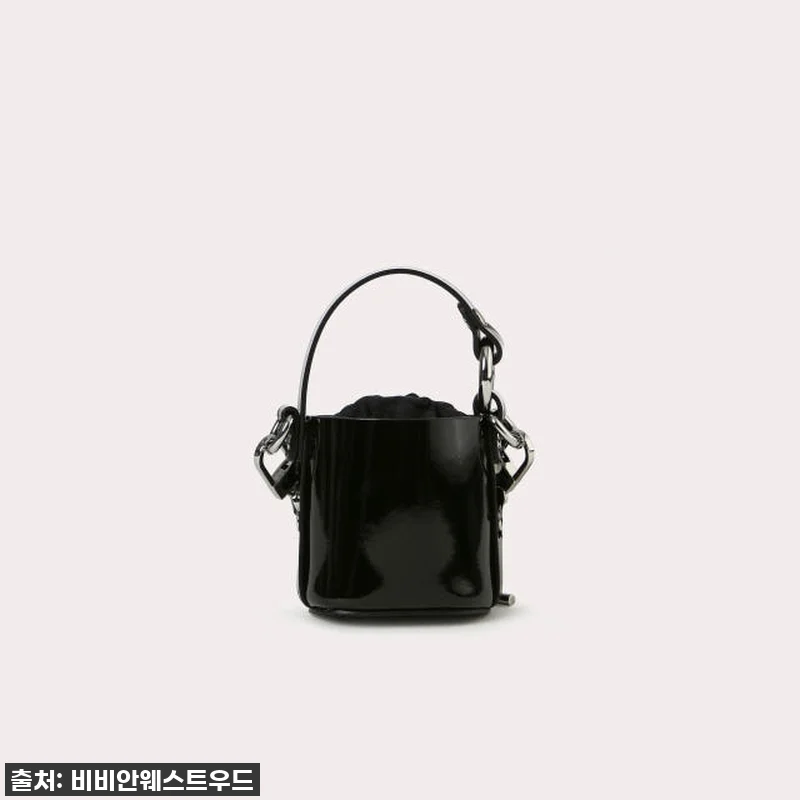 진심 감동! 비비안웨스트우드 샤이니 미니 데이지 크로스백, 품절 대란템 제가 직접 써보니… 이건 무조건 사야 해! 7 진심 감동! 비비안웨스트우드 샤이니 관련 이미지 2