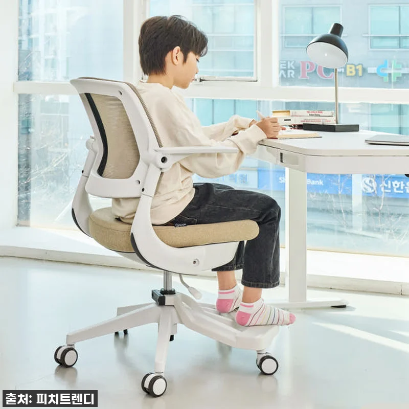 🚨품절임박🚨 피치트렌디 헤이체어 어린 관련 이미지 5