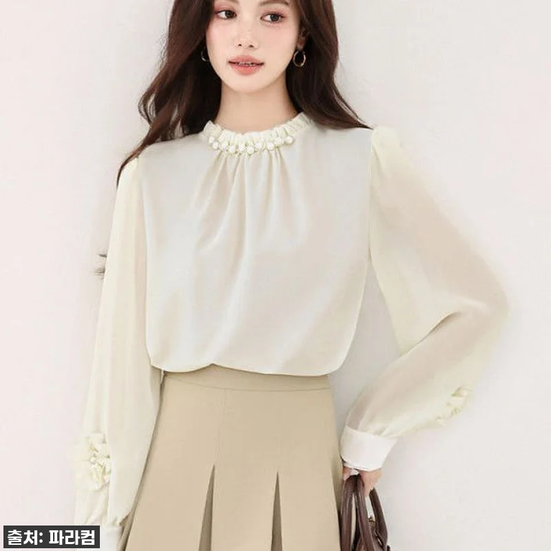 가을룩 찢었다! 이 블라우스 없으면 관련 이미지 1
