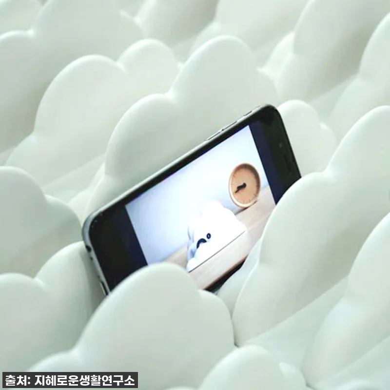 찐후기! 품절임박 '구름 리모컨 거치대'로 거실이 갤러리처럼! 놓치면 후회할 인생템! 21 찐후기! 품절임박 '구름 리모컨 거치 관련 이미지 9