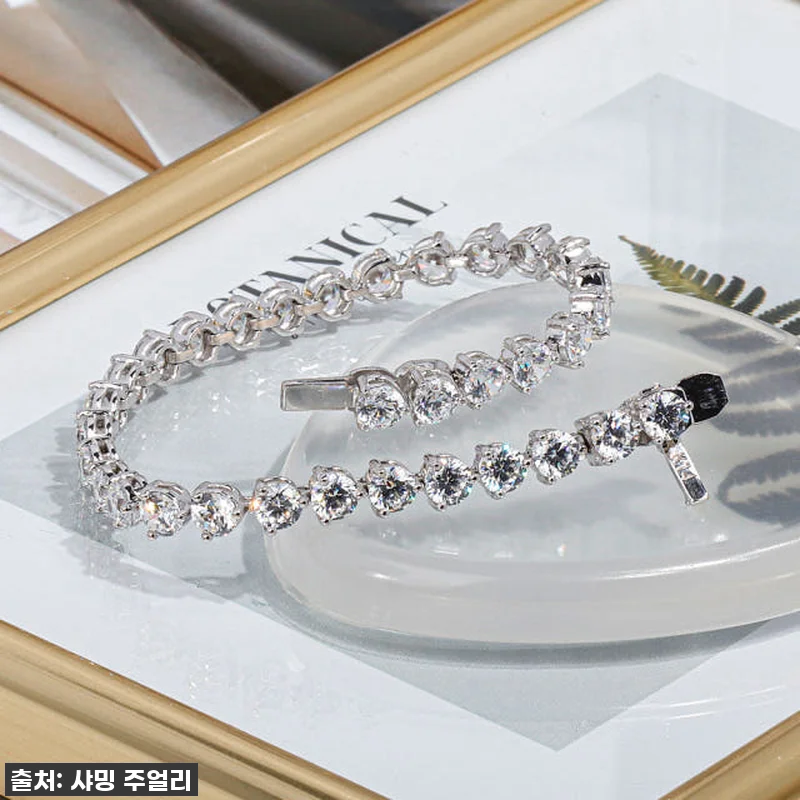 3부 다이아 테니스 팔찌, 여름날의 관련 이미지 3