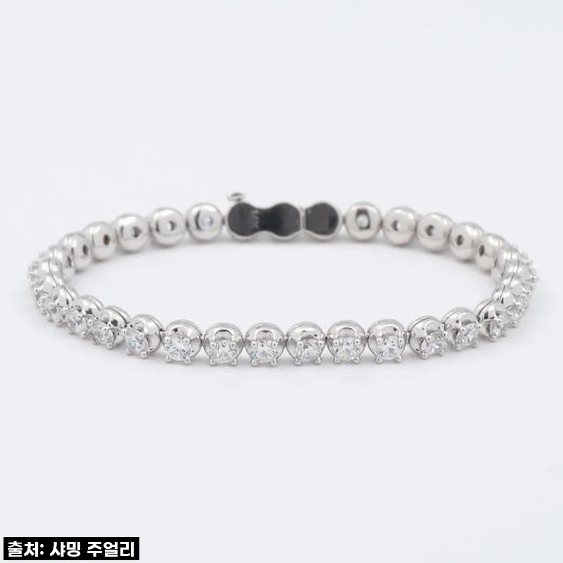 빛나는 존재감, 1부 코로나 다이아 테니스 팔찌, 특별한 날의 완벽한 선택!