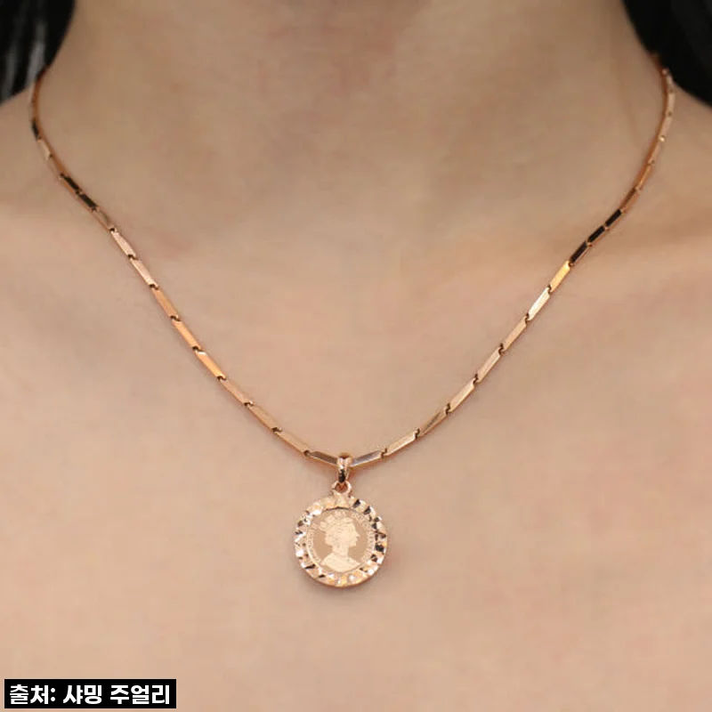 영롱함 그 자체! 18K 엘리자베스 코인 커팅 펜던트 대나무 체인 목걸이, 직접 만나보니!