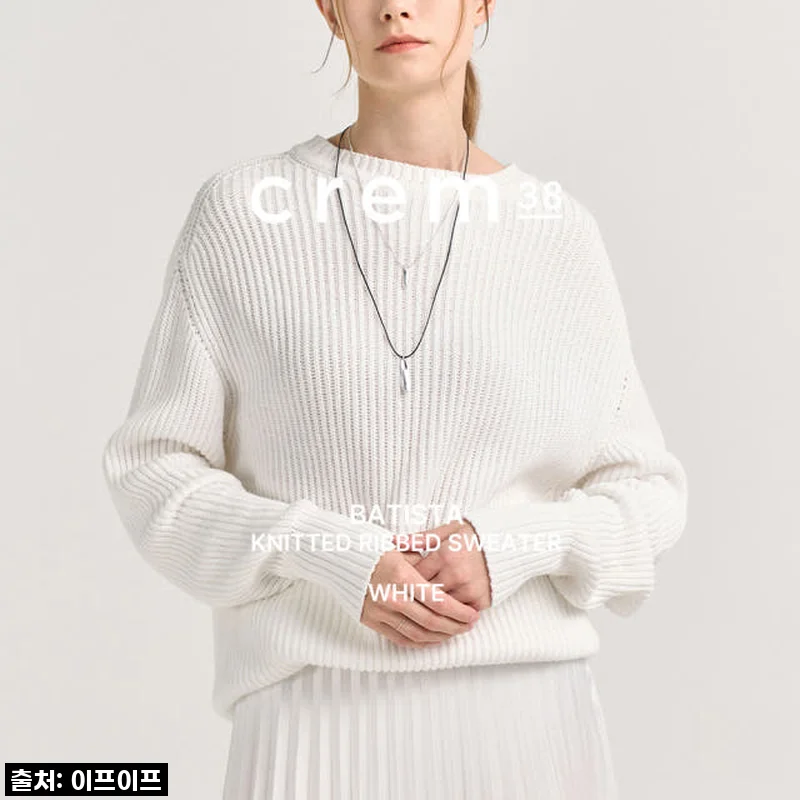 크램38 바티스타 화이트 니트 스웨터 사용후기: 세련된 디자인과 편안함이 공존하는 니트