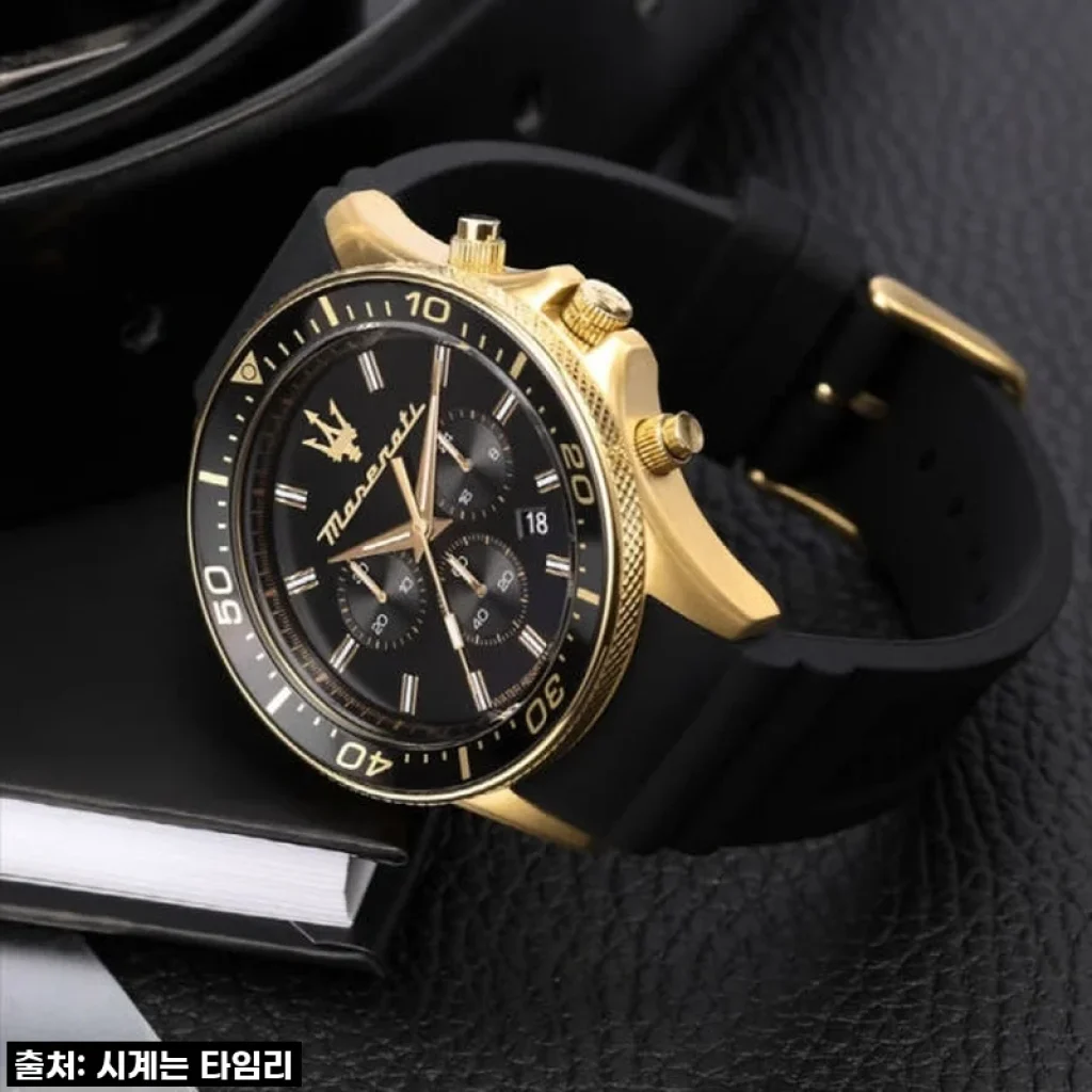 마세라티 남자 SFIDA 고무 클래식 손목 시계 사용후기: 세련된 이탈리안 디자인과 실용성의 만남