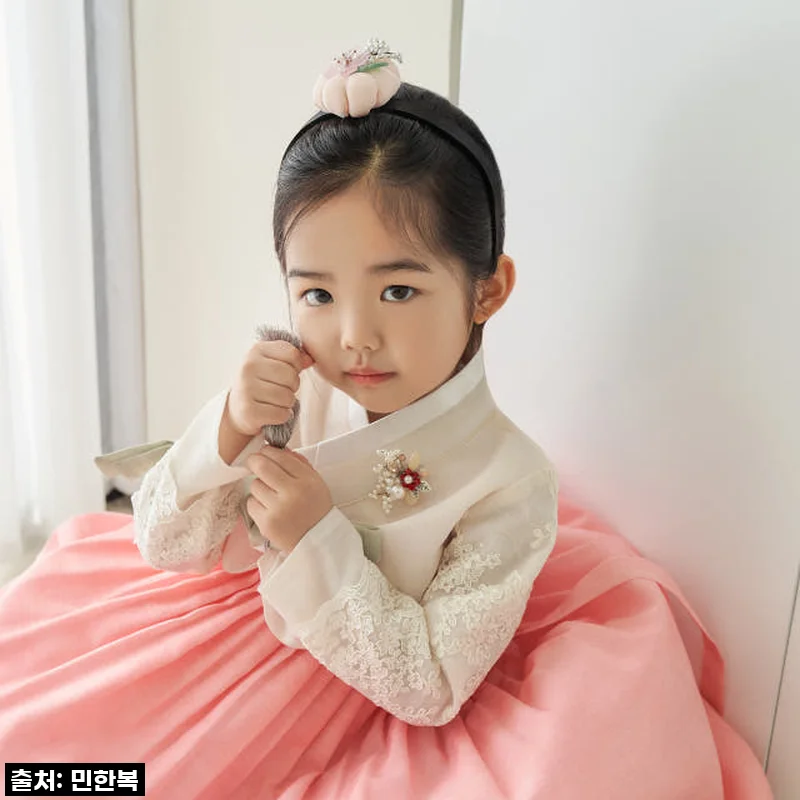 민한복 고은아씨 프리미엄 한복, 우리 아이 첫 설날에 딱 맞는 고급스러운 선택
