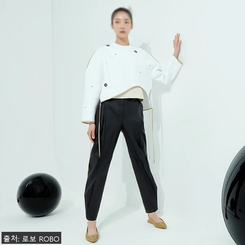 로보 램스킨 스트레치 핀턱 팬츠 GPT22A241 사용후기 5 로보 램스킨 스트레치 핀턱 팬츠 GP 관련 이미지 1