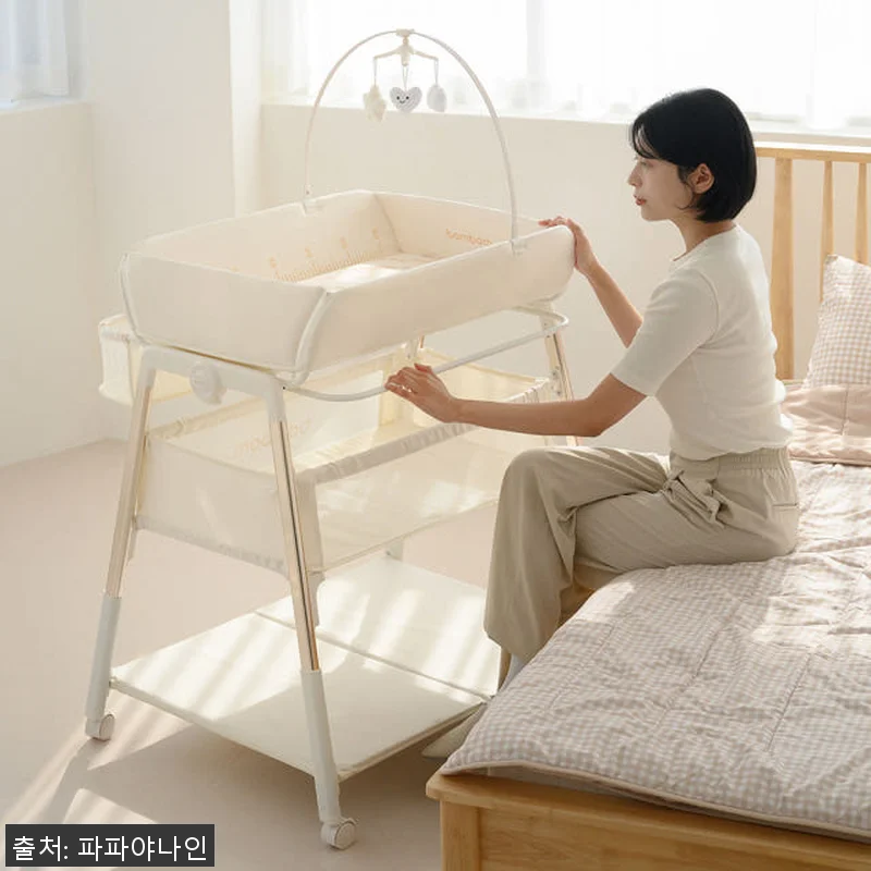 봄봄 기저귀갈이대 사용후기: 튼튼함과 관련 이미지 1
