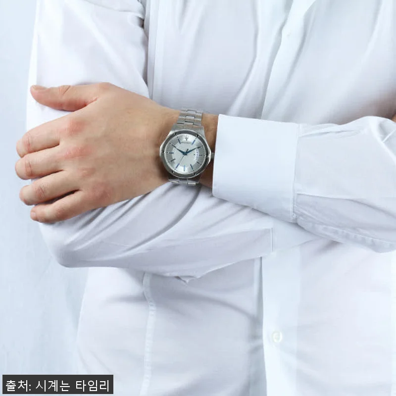 마세라티 남자 VARIETY 메탈 클 관련 이미지 3
