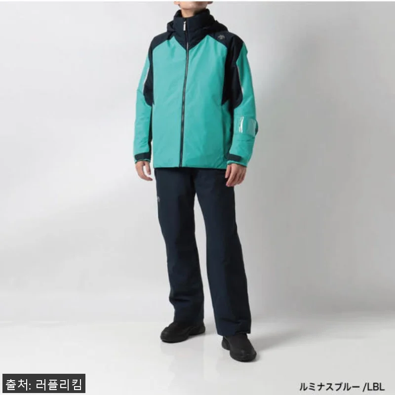 데상트 스키복 세트 5컬러 스키 착용 관련 이미지 3