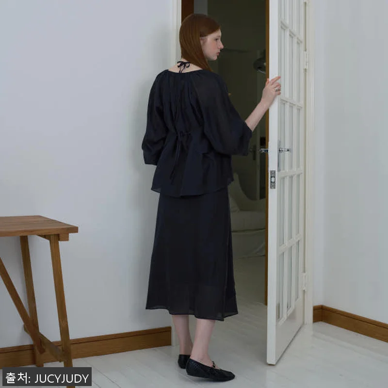 쥬시쥬디 시어 레이어링 블라우스 + 관련 이미지 7