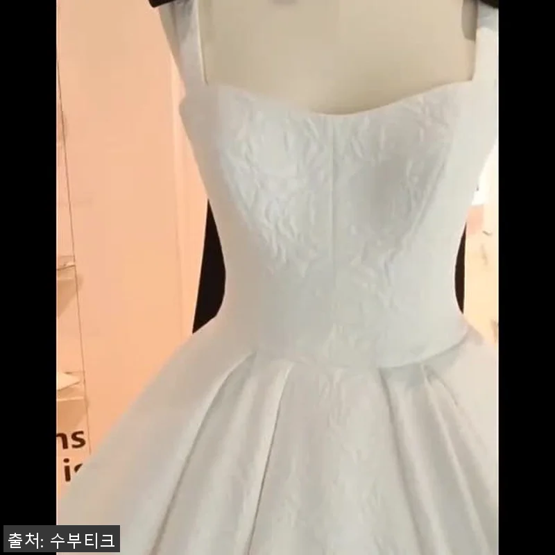 자수 꽃 자카드 새틴 민소매 스몰웨딩 관련 이미지 7