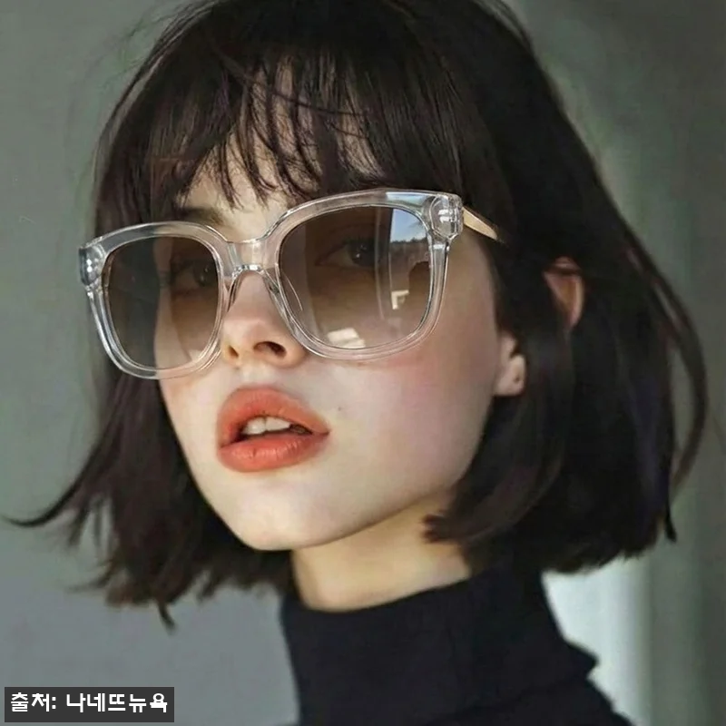나네뜨뉴욕 버번스트릿 오버사이즈 투명 뿔테 레트로 썬글라스 사용 후기 10 나네뜨뉴욕 버번스트릿 오버사이즈 투명 관련 이미지 1