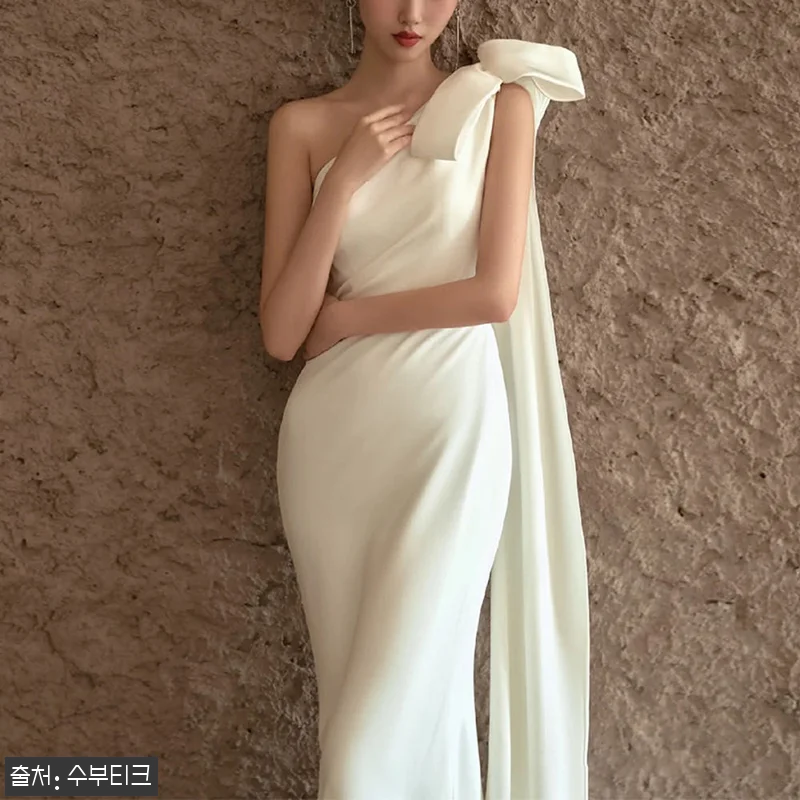 새틴 원숄더 리본 스몰웨딩 웨딩스냅촬영 셀프웨딩드레스 사용후기 8 새틴 원숄더 리본 스몰웨딩 웨딩스냅촬 관련 이미지 3