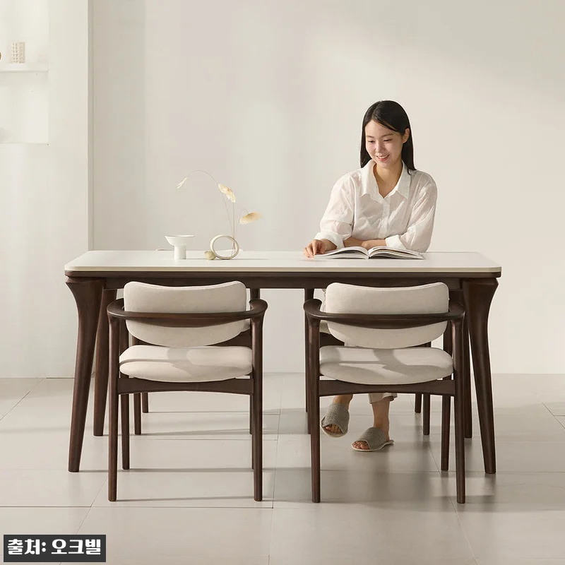 오크빌 올리 4인용 원목 무소음 양면 세라믹 식탁세트 1600 월넛, 거실 분위기 바꾸는 이슈템 후기 정리 11 오크빌 올리 4인용 원목 무소음 양면 관련 이미지 1