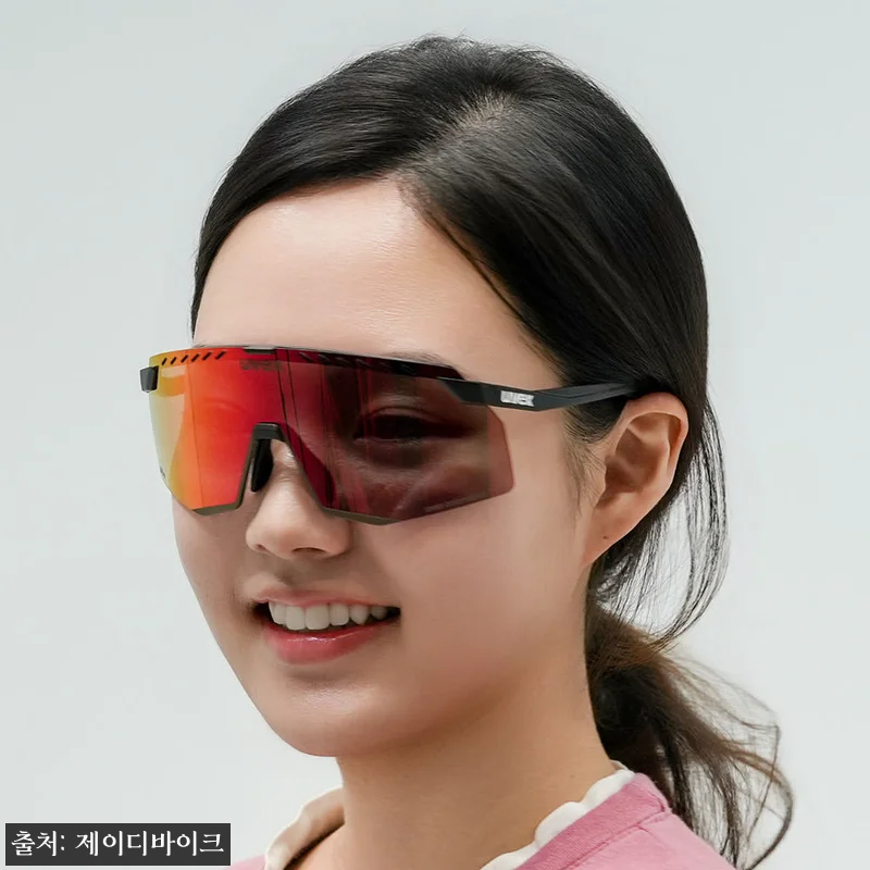 우벡스 김도영 한정판 페이스 스테이지 관련 이미지 1