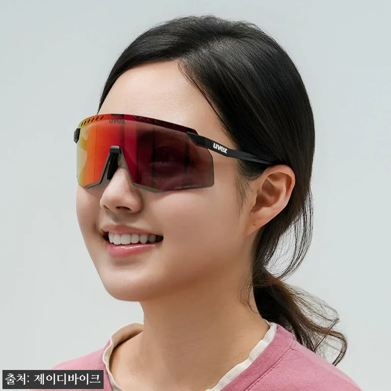 우벡스 김도영 한정판 페이스 스테이지 관련 이미지 3