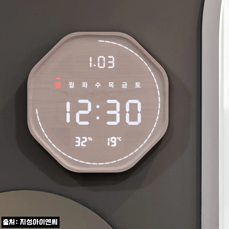 플라이토 와이파이 인테리어 LED 벽걸이시계, 거실 분위기 바꾸는 집들이 선물 후보 찐체크